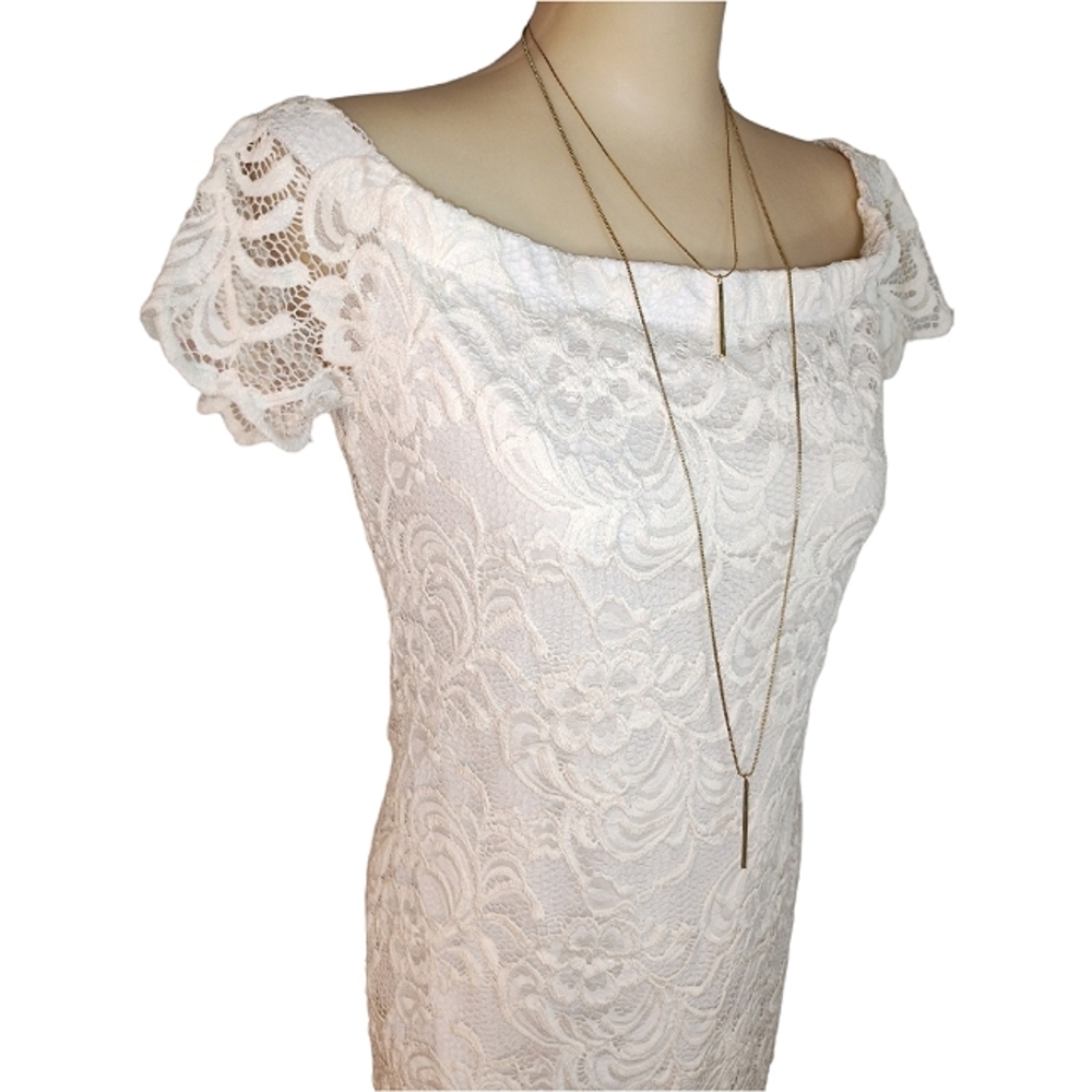 White lace floral midi dress - Picture 4 of 7